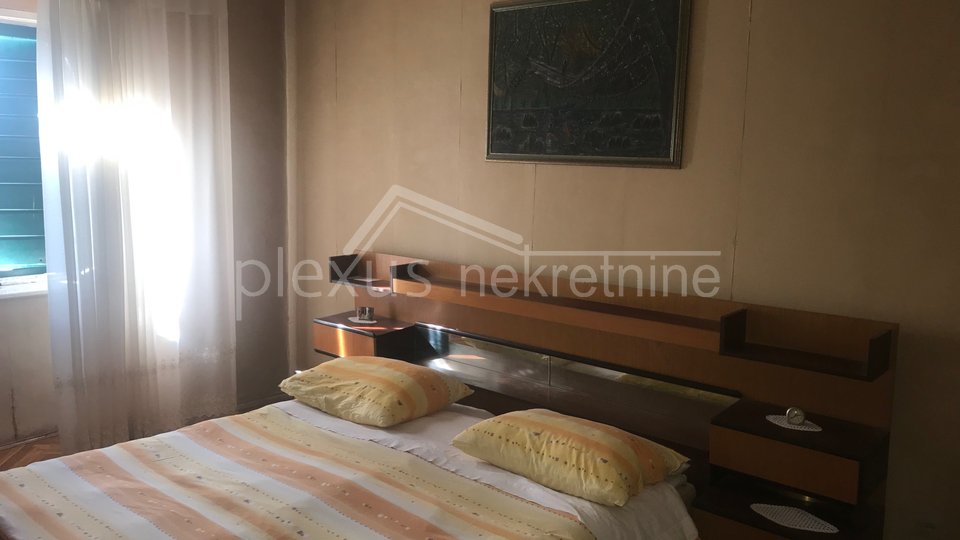 Appartamento con tre camere da letto in centro con vista mare: Spalato, Bačvice, 80 m2