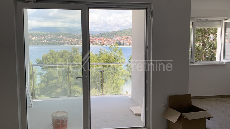 Dvosoban stan - apartman: Čiovo, Okrug Gornji, 80 m2