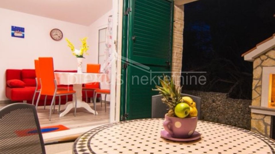 House, 140 m2, For Sale, Okrug - Okrug Gornji