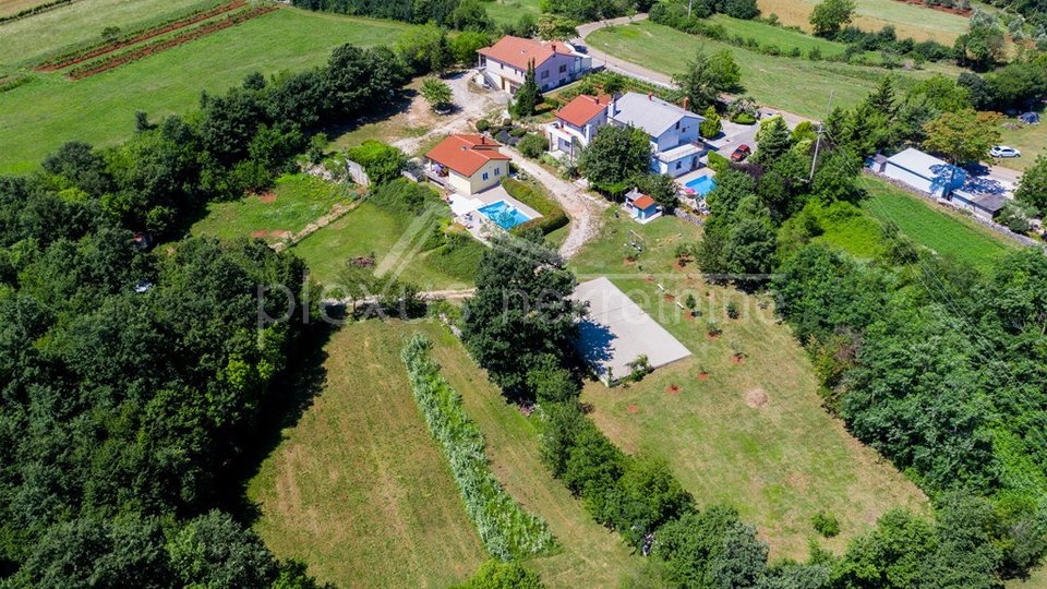 Estate, 9030 m2, For Sale, Žminj