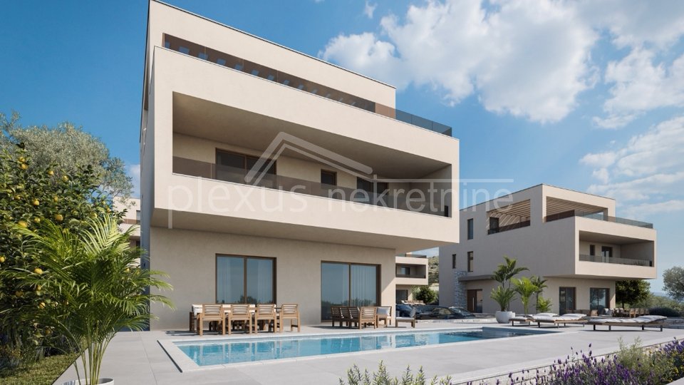 Casa, 4080 m2, Vendita, Trogir