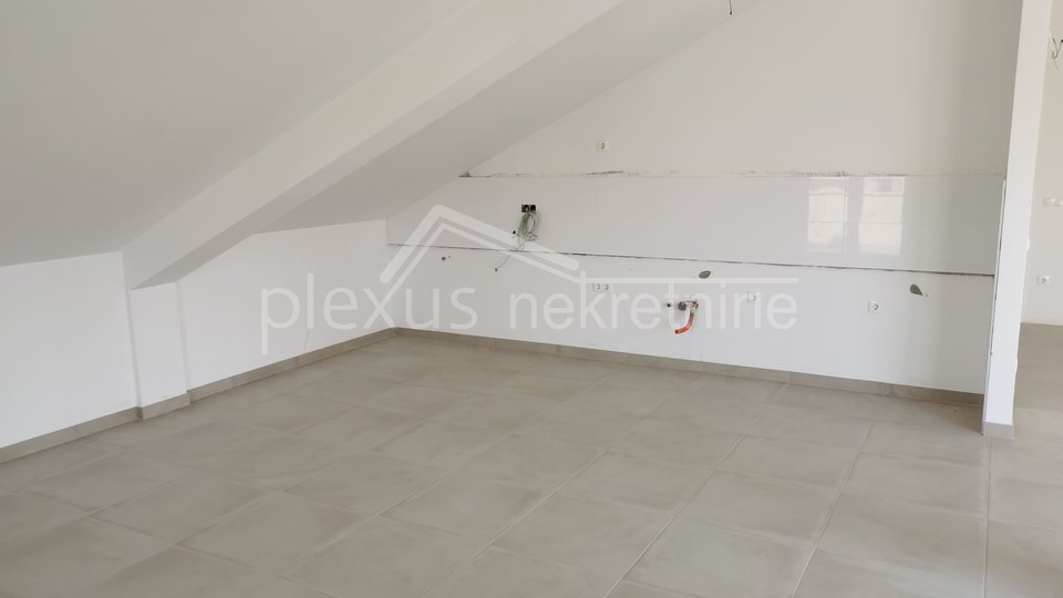 Apartment, 233 m2, For Sale, Kaštel Gomilica