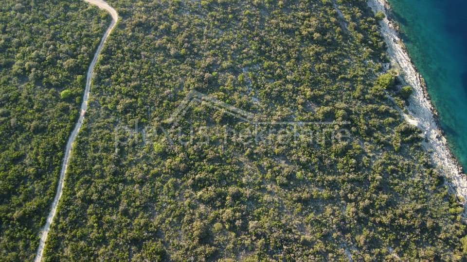 Land, 2700 m2, For Sale, Šolta - Gornje Selo