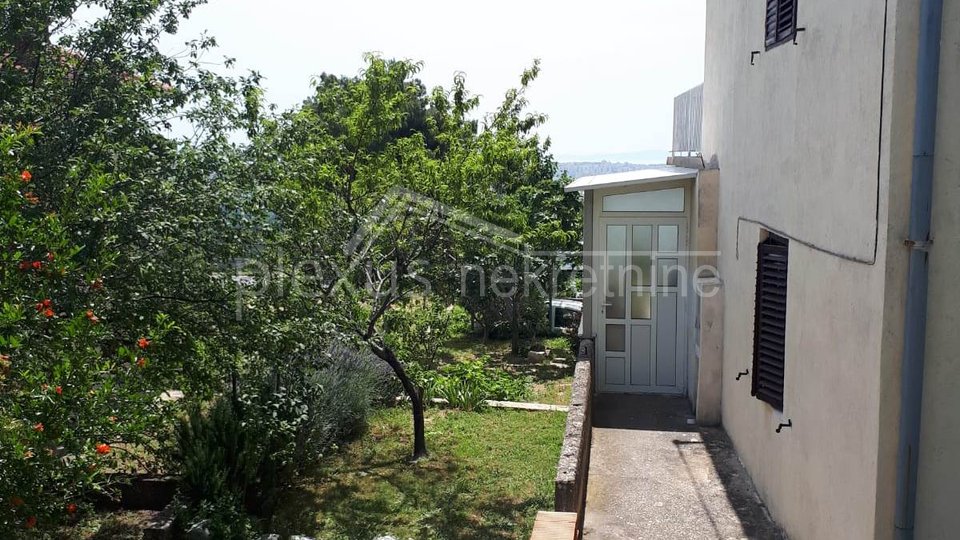 House, 100 m2, For Sale, Solin - Gornja Rupotina