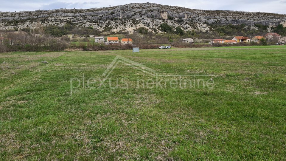 Land, 8615 m2, For Sale, Sinj - Glavice