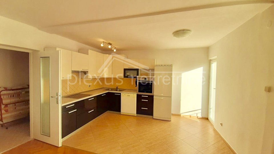 Apartment, 96 m2, For Sale, Podstrana