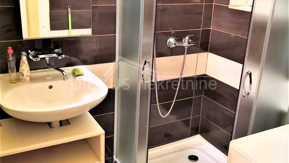 House, 71 m2, For Sale, Stari Grad