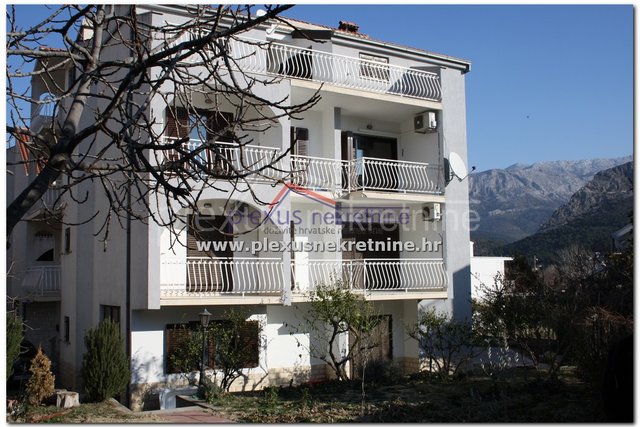 House, 407 m2, For Sale, Split - Kamen