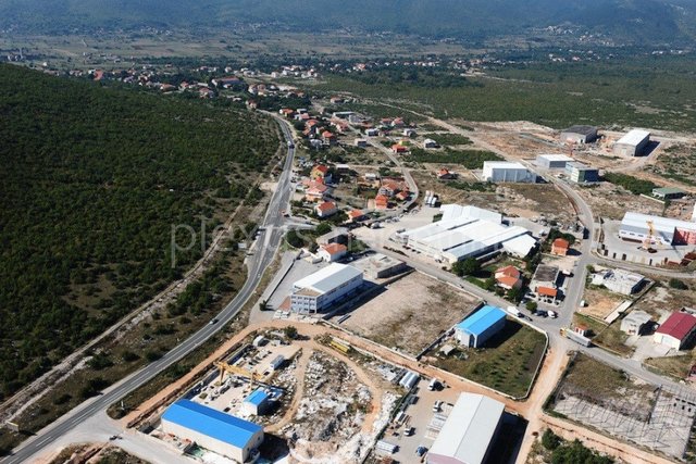 Građevinsko zemljište u poslovnoj zoni: Dicmo, Prisoje, 5166 m2