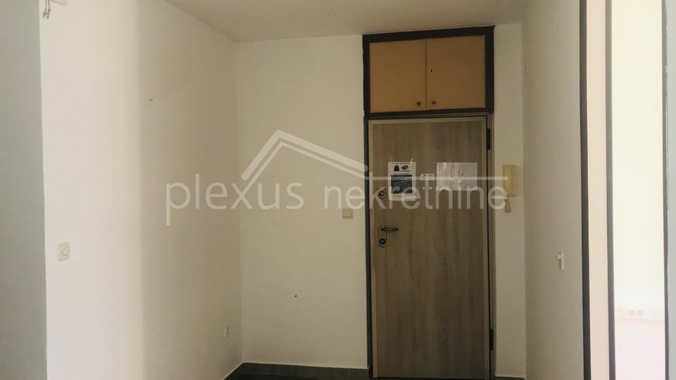Commercial Property, 112 m2, For Rent, Split - Split 3