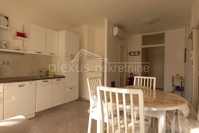 Apartment, 60 m2, For Rent, Split - Plokite