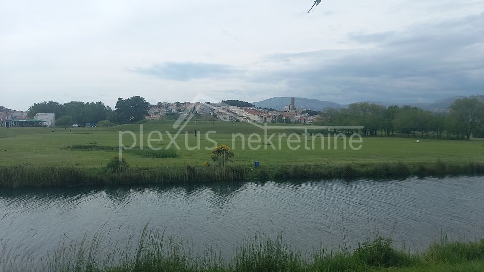 Land, 750 m2, For Sale, Žrnovnica