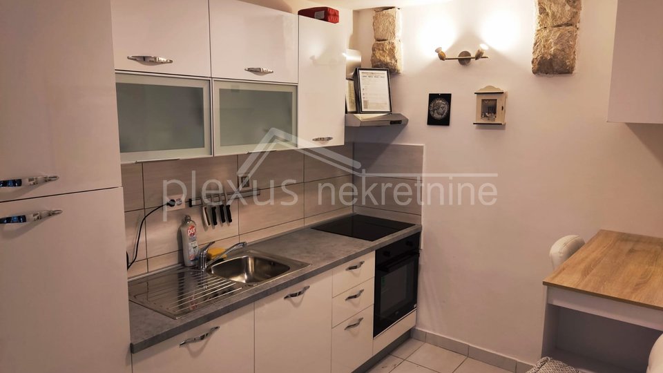 House, 66 m2, For Sale, Split - Lučac