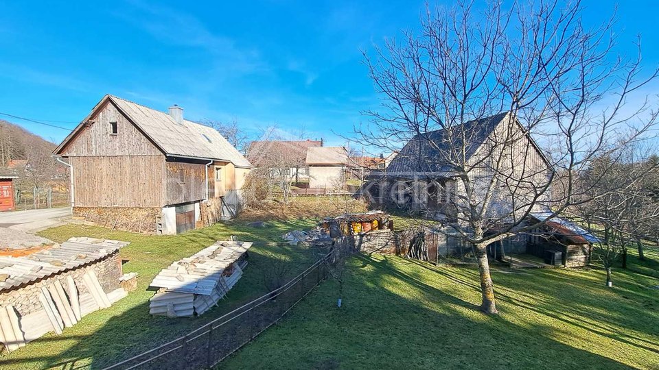 Kuća - seosko imanje: Skrad, Hribac, 4000 m2