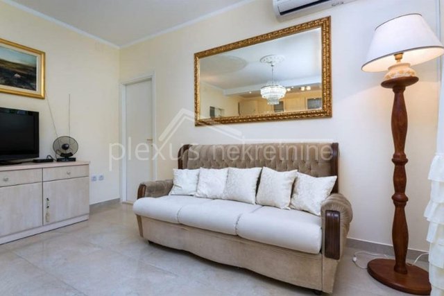 Apartment, 55 m2, For Rent, Split - Mejaši