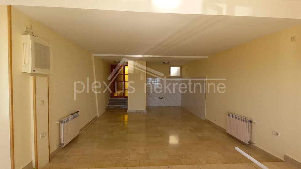 Appartamento, 230 m2, Vendita, Split - Trstenik