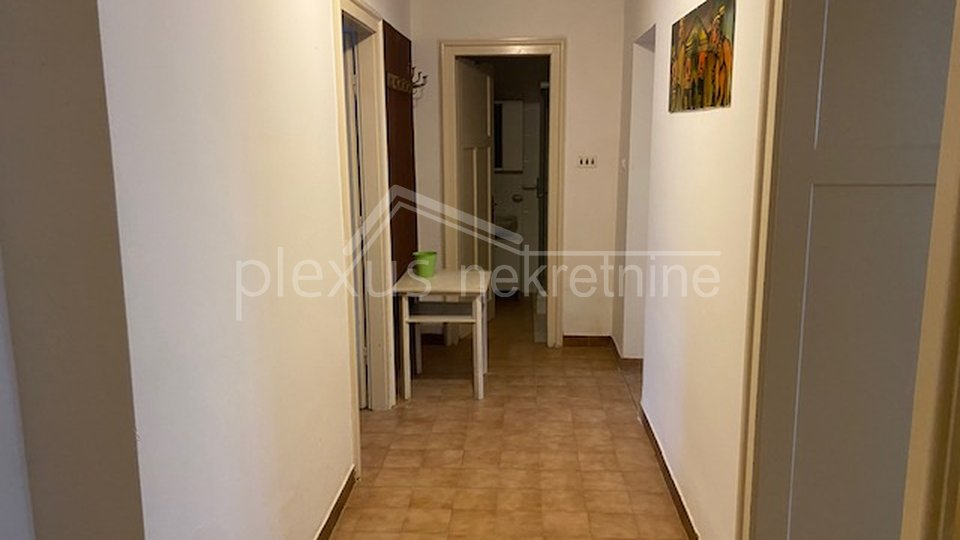 Dvosoban stan u centru: Split, Lovret, 65 m2