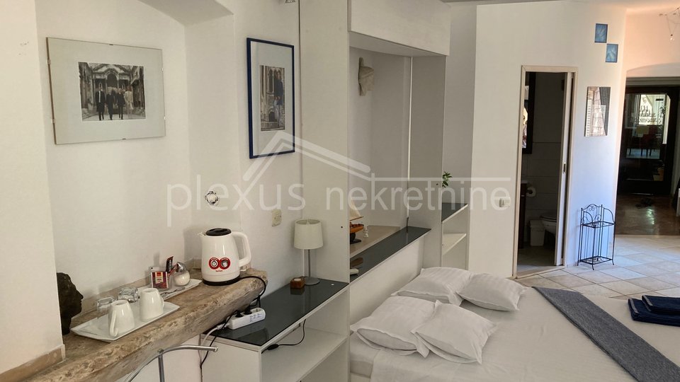 Stan - apartman u centru: Trogir, strogi centar, 59 m2