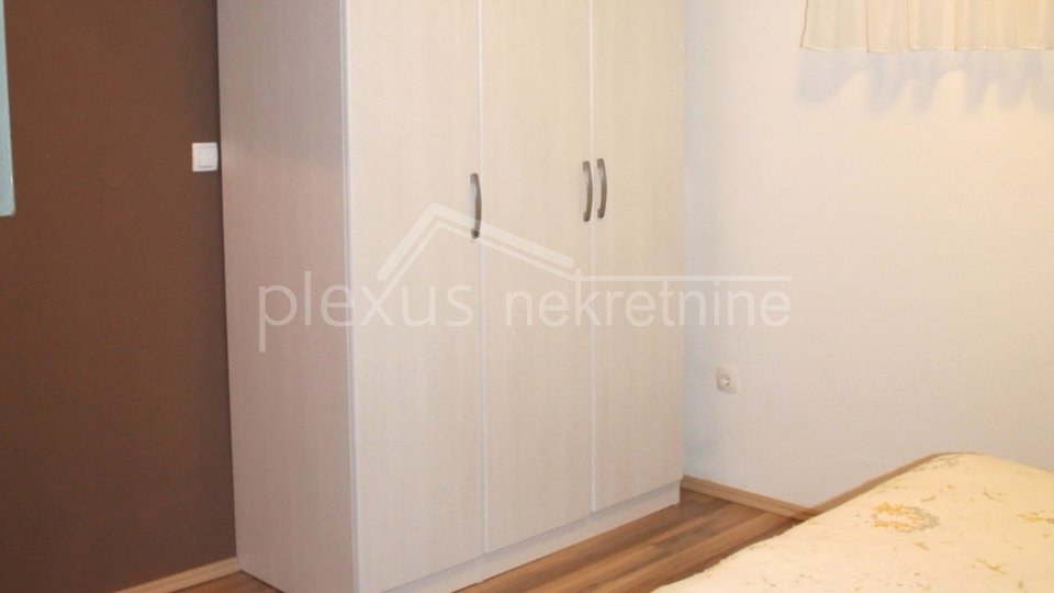 Stan - apartman - poslovni prostor: Kaštel Gomilica, 37 m2