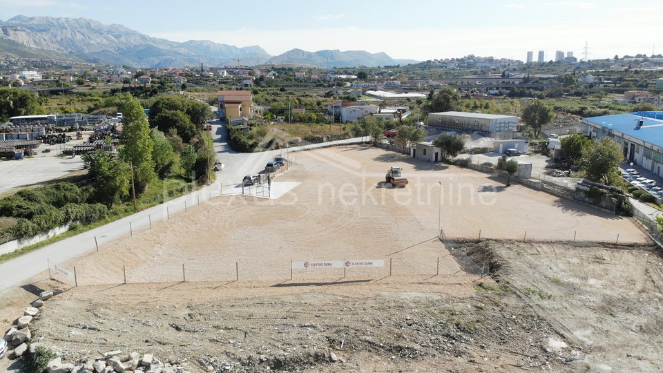 Najam - zakup građevinsko zemljište: Split, Dujmovača, 3200
