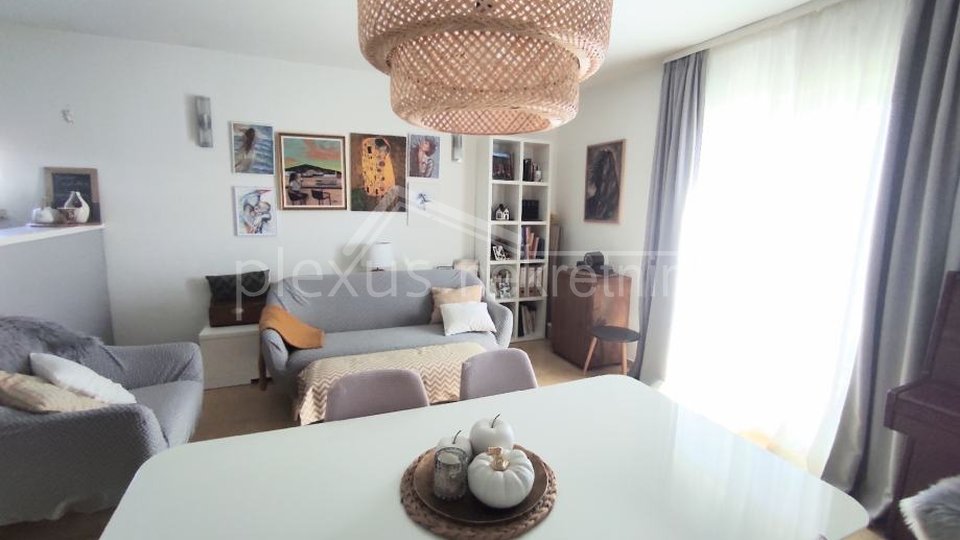 Apartment, 80 m2, For Sale, Kaštel Stari