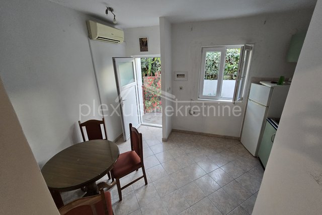 House, 53 m2, For Sale, Split - Brda
