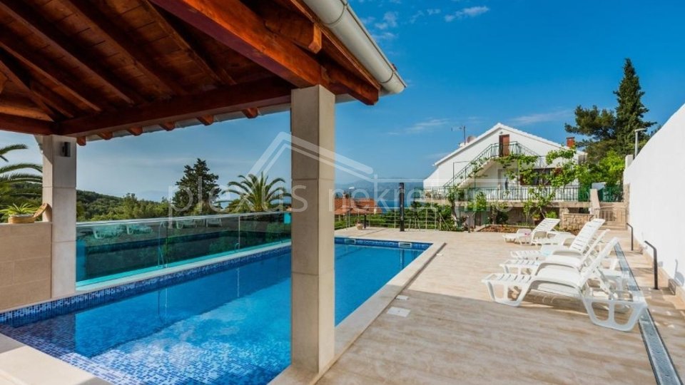 Kuća - villa s bazenom: Brač, Postira, 400 m2