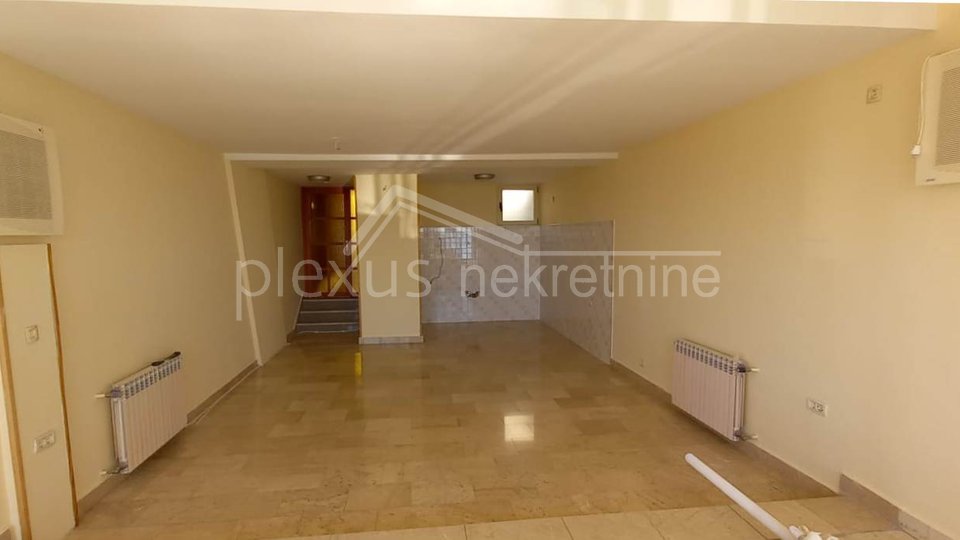 Wohnung, 230 m2, Verkauf, Split - Trstenik