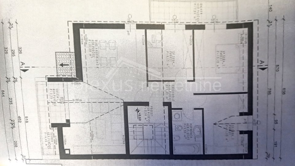 Trosoban stan s parkingom: Split, Sućidar, 76 m2