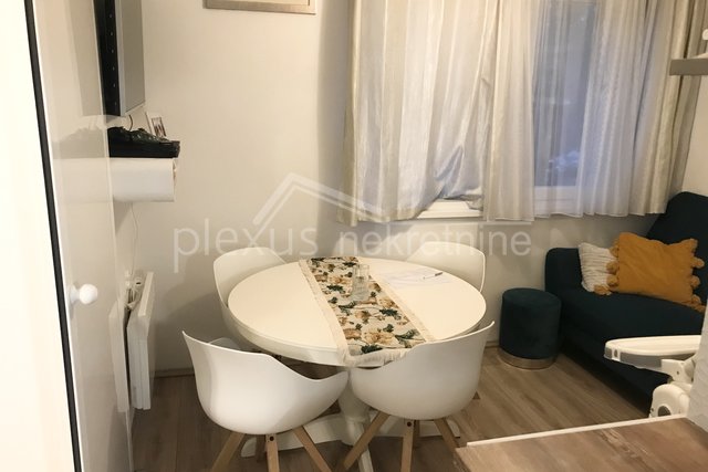 Jednosoban stan: Split, Plokite, 40 m2