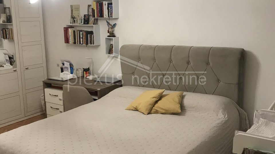 Jednosoban stan: Split, Plokite, 40 m2