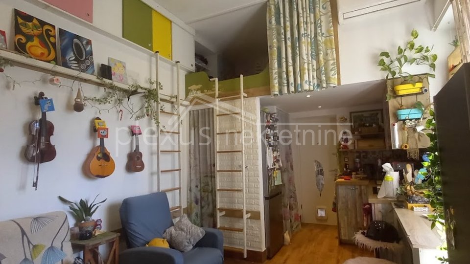 Stan s 4 apartmana s terasom: Split, Varoš, 101 m2