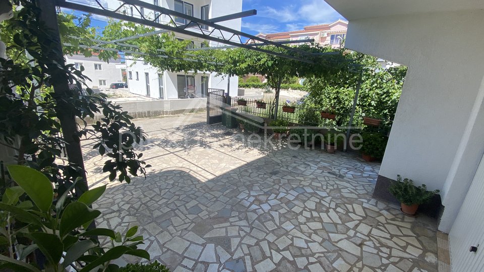 House, 183 m2, For Sale, Seget Vranjica