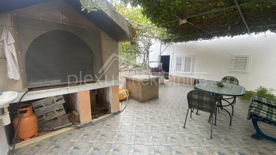 House, 115 m2, For Sale, Trogir