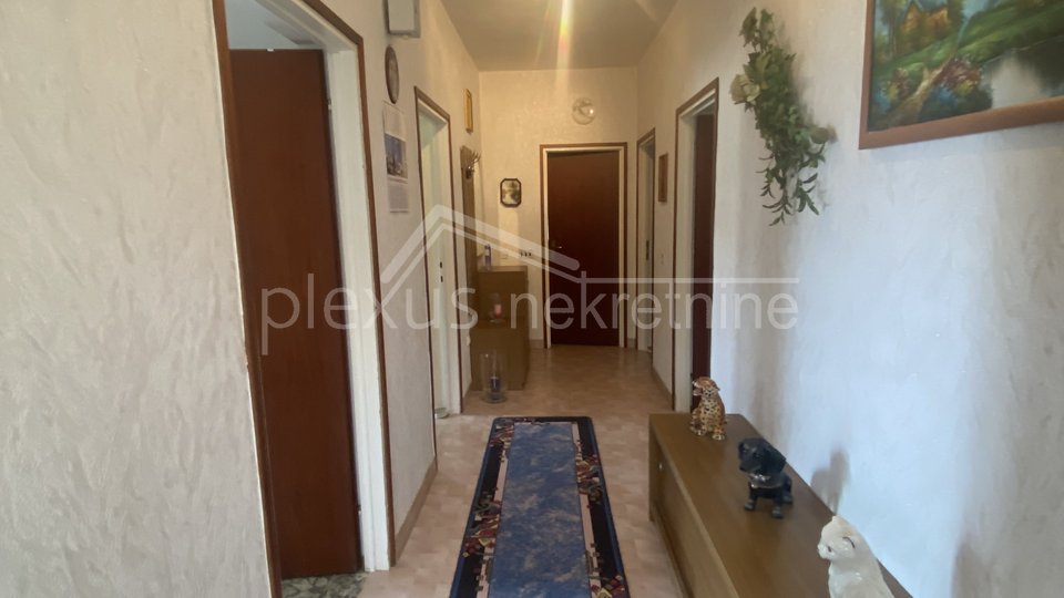 House, 115 m2, For Sale, Trogir