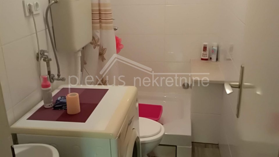 House, 100 m2, For Sale, Solin - Ninčevići