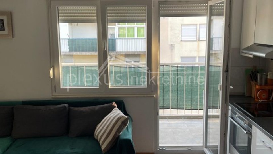 Wohnung, 45 m2, Verkauf, Solin - Centar