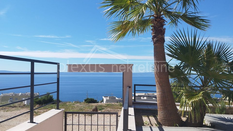 House, 226 m2, For Sale, Makarska