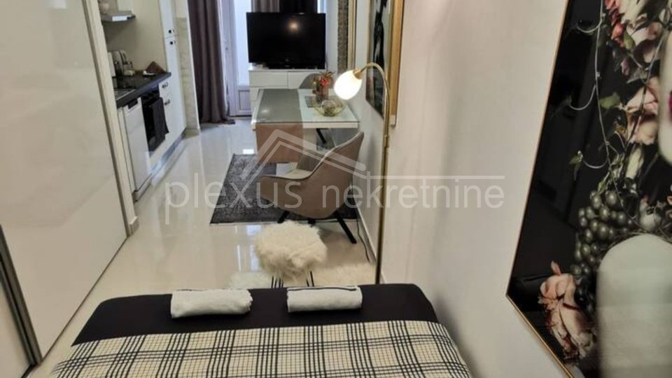 Apartment, 25 m2, For Rent, Split - Plokite