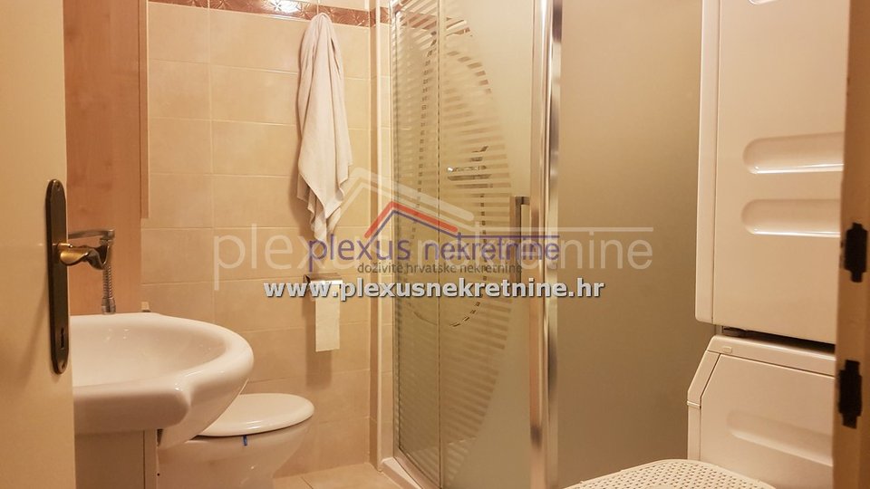 Hiša, 120 m2, Prodaja, Kaštel Kambelovac