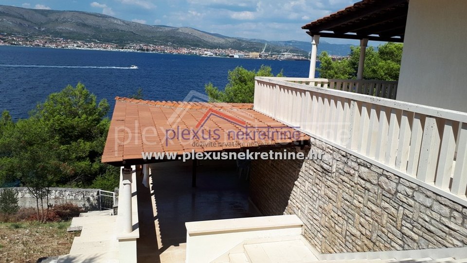 House, 444 m2, For Sale, Okrug - Okrug Donji