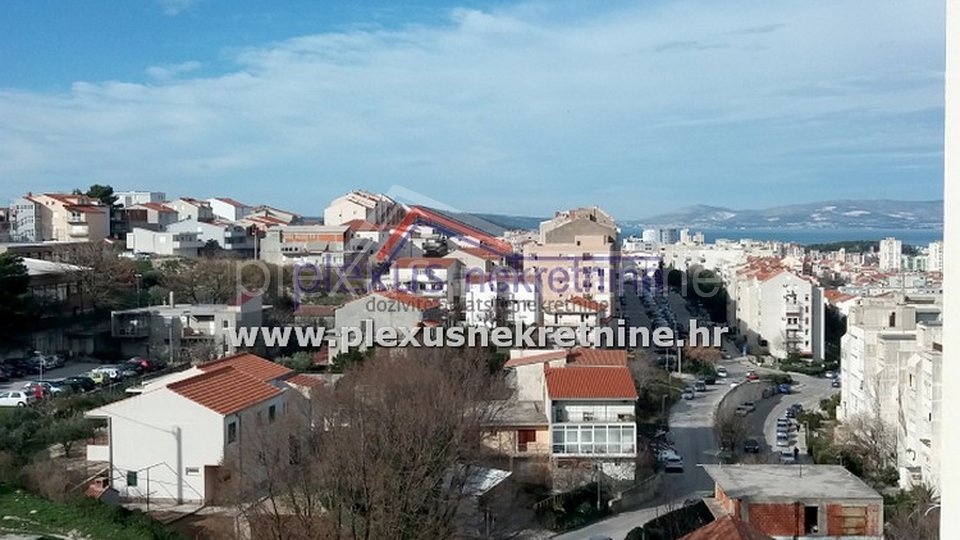 Peterosoban dvoetažni stan: Split, Sućidar, 150 m2