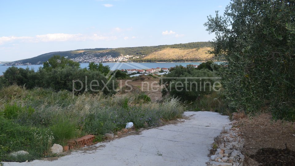 Land, 2500 m2, For Sale, Trogir