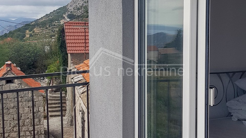 Atraktivna namještena kuća za odmor: Split-okolica, Sitno Gornje, 164 m2