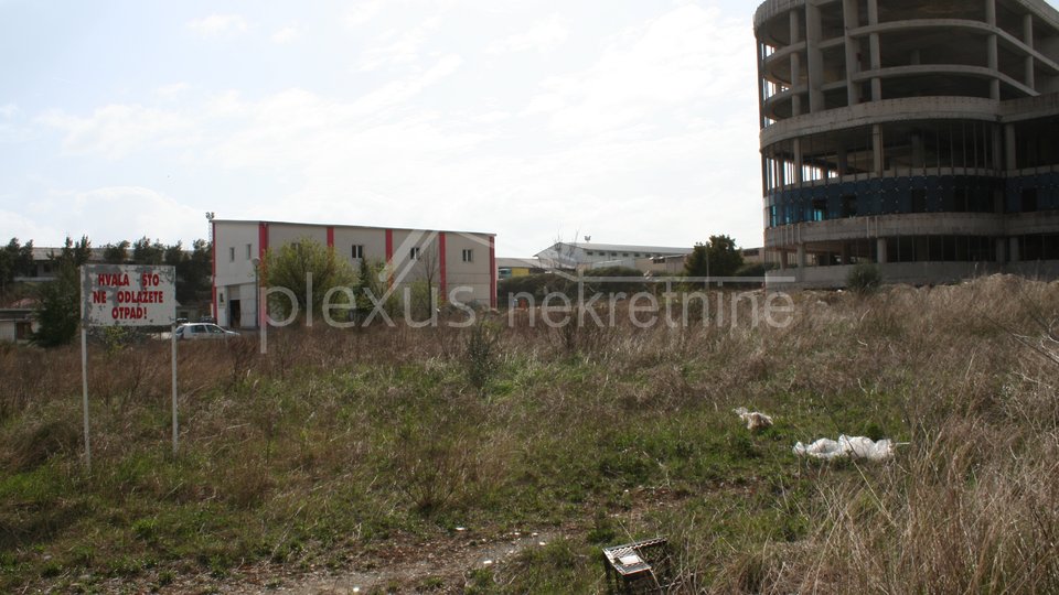 Građevinsko zemljište, Split, 3000 m2 + 1700 m2